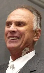 Dennis Elwell profile picture