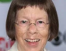 Linda Hunt profile picture